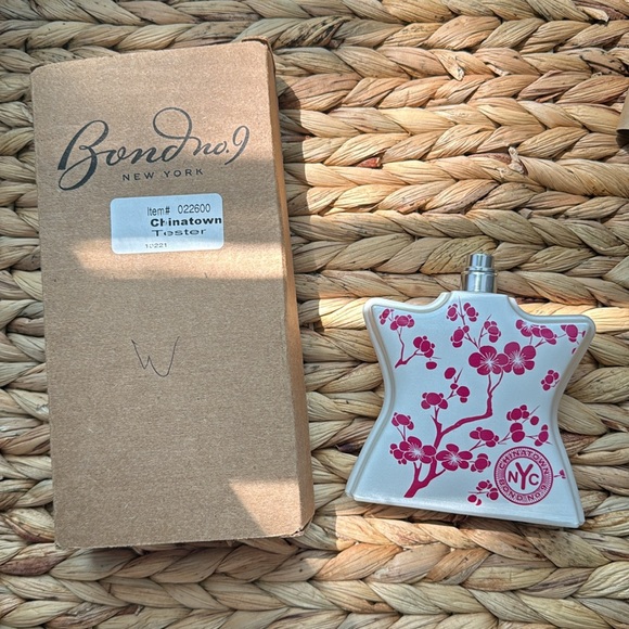 Bond No 9 Chinatown 🌸 - Picture 6 of 6